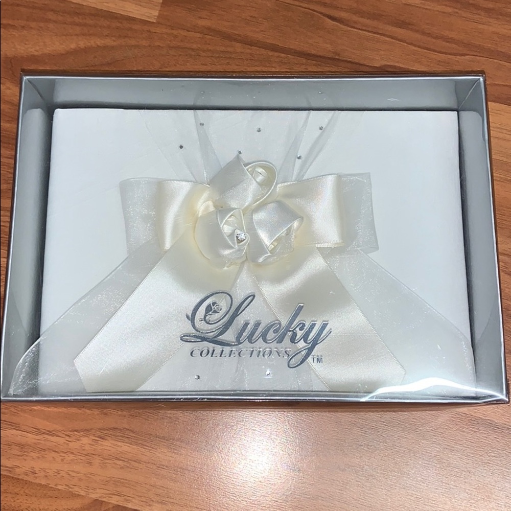 NWT Lucky Collections Wedding Guest Book